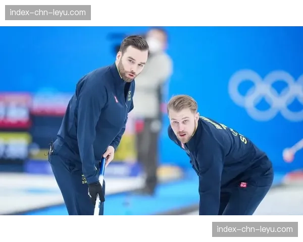 混合团体接力赛：瑞士队凭借最后一棒绝杀，逆转英国队夺冠