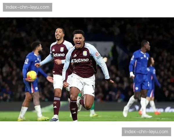 从4-2-3-1到3-4-2-1:解析埃梅里是如何在赛季中完成维拉战术转型的 从4-2-3-1到3-4-2-1:解析埃梅里是如何在赛季中完成维拉战术转型的